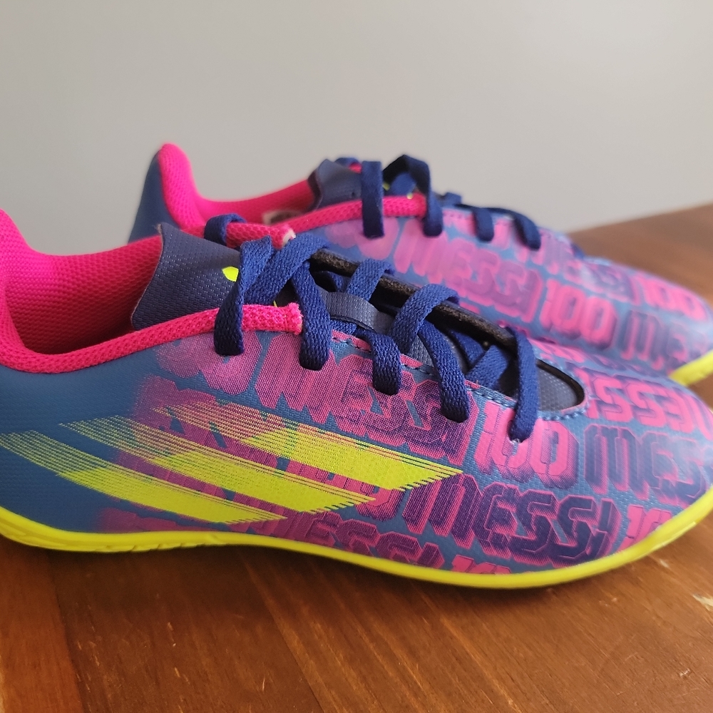 Messi Indoor Soccer cleats